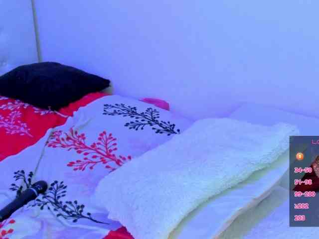 esmeraldamilf webcam