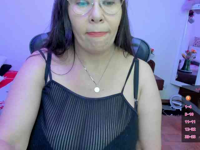 esmeraldamilf webcam