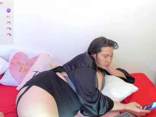 esmeraldamilf webcam
