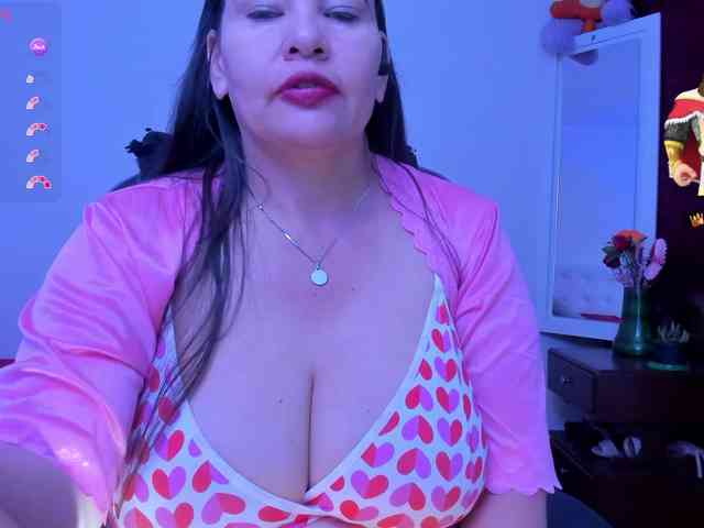 esmeraldamilf webcam