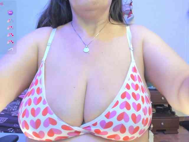 esmeraldamilf webcam