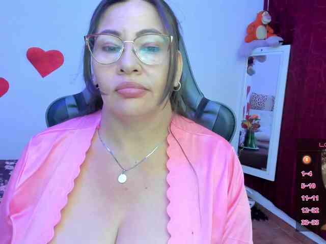 esmeraldamilf webcam