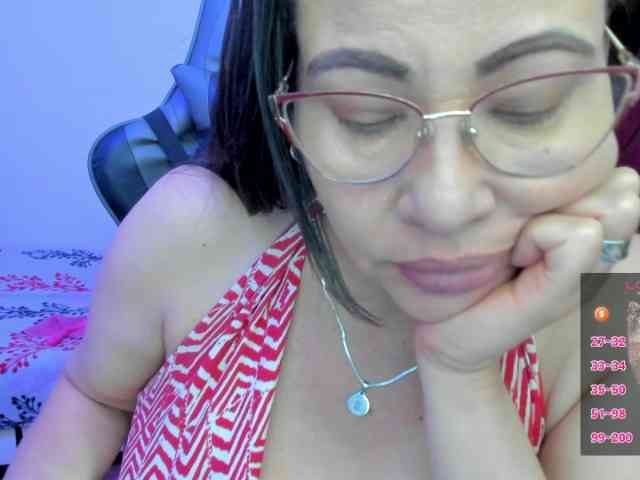 esmeraldamilf webcam