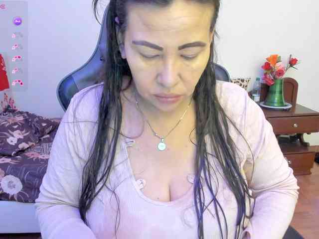 esmeraldamilf webcam