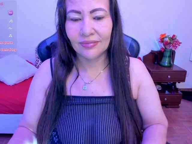 esmeraldamilf webcam