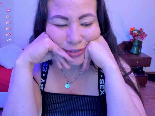 esmeraldamilf webcam