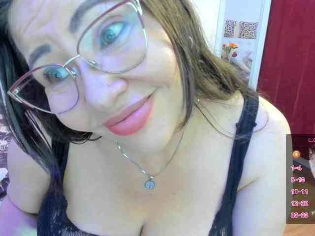 esmeraldamilf webcam