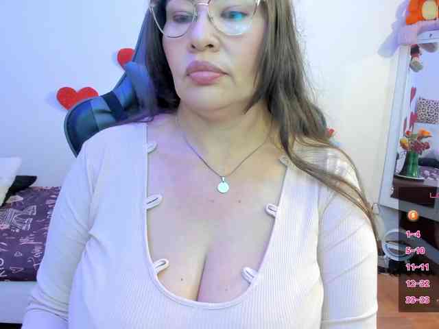 esmeraldamilf webcam