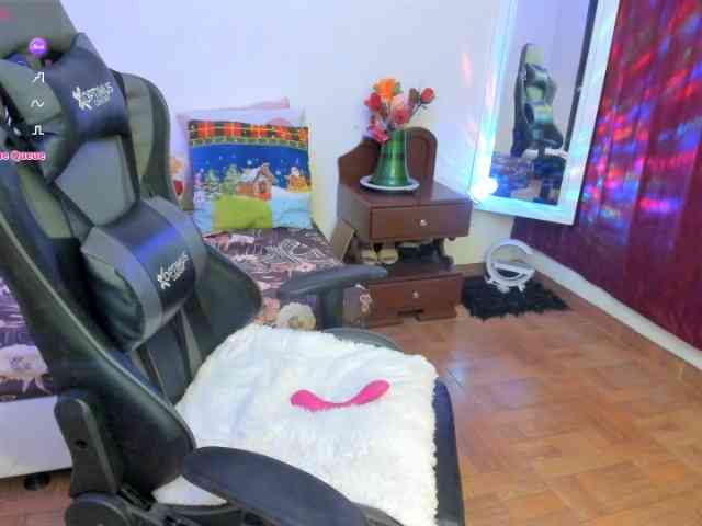 esmeraldamilf webcam