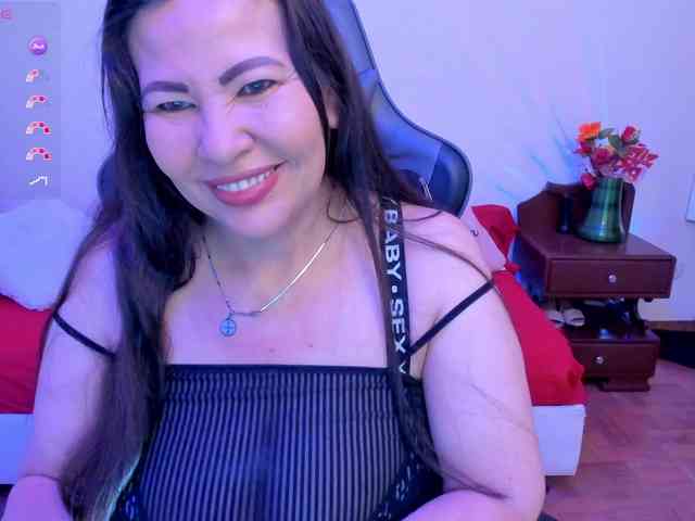 esmeraldamilf webcam