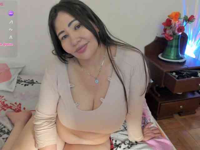 esmeraldamilf esmeraldamilf