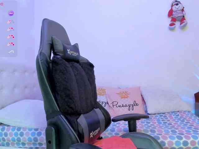 esmeraldamilf webcam