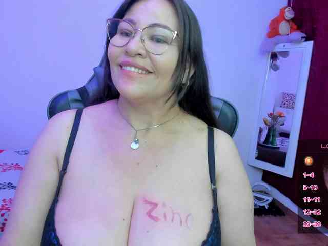 esmeraldamilf webcam