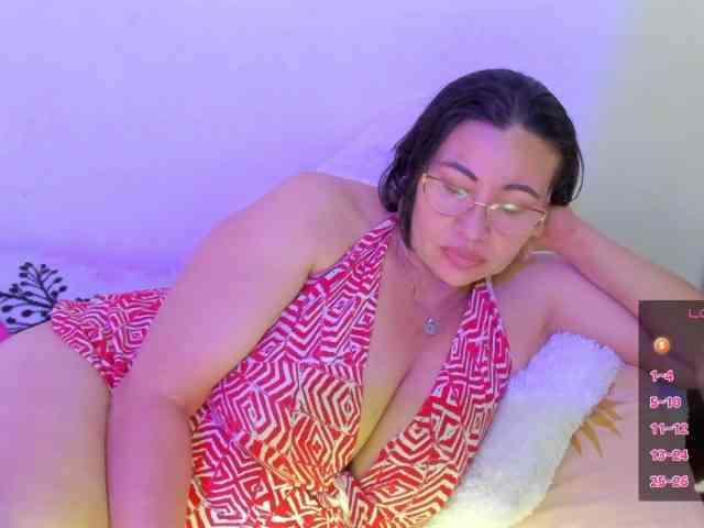 esmeraldamilf webcam