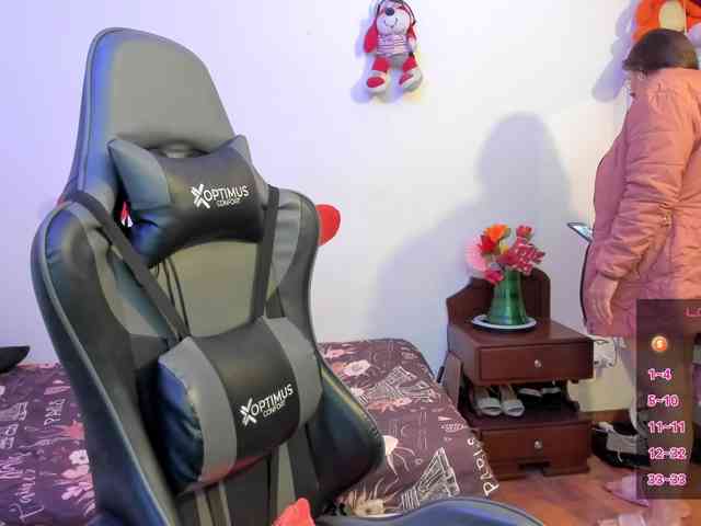 esmeraldamilf webcam