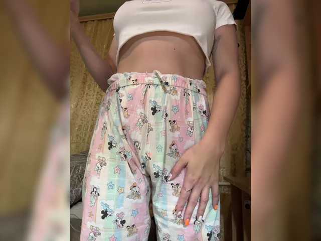 daddySgirl9's BongaCams show and profile