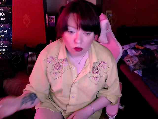 SpicyHotEva webcam