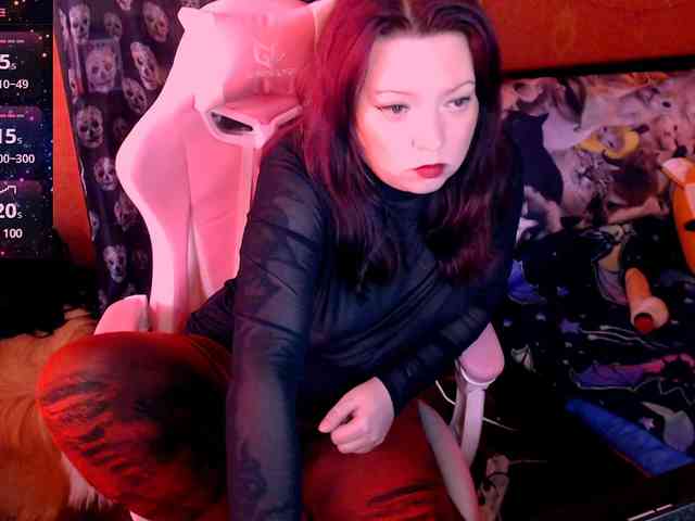 SpicyHotEva webcam