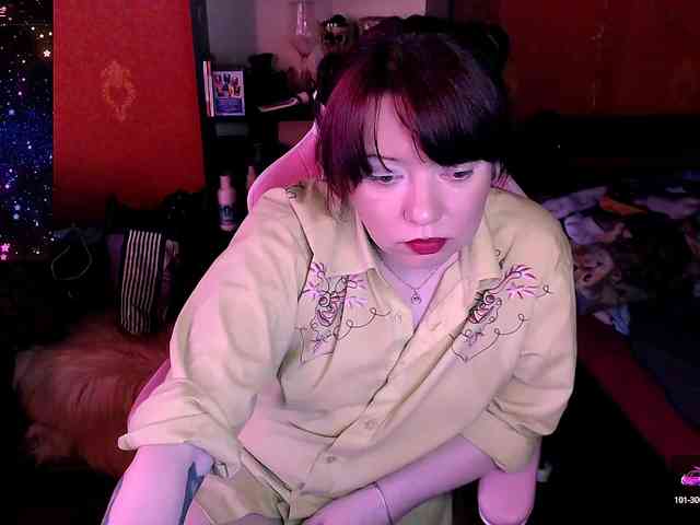 SpicyHotEva webcam