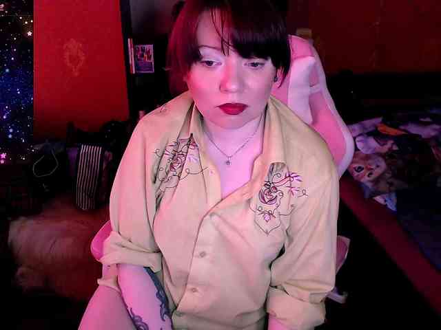 SpicyHotEva webcam
