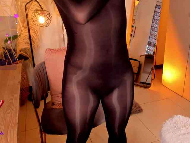 juli-arboleda webcam