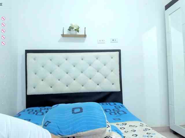 CuteLatinax webcam