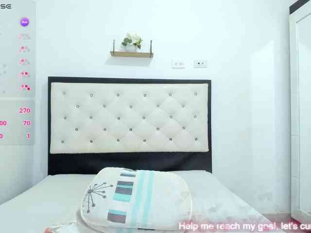 CuteLatinax webcam