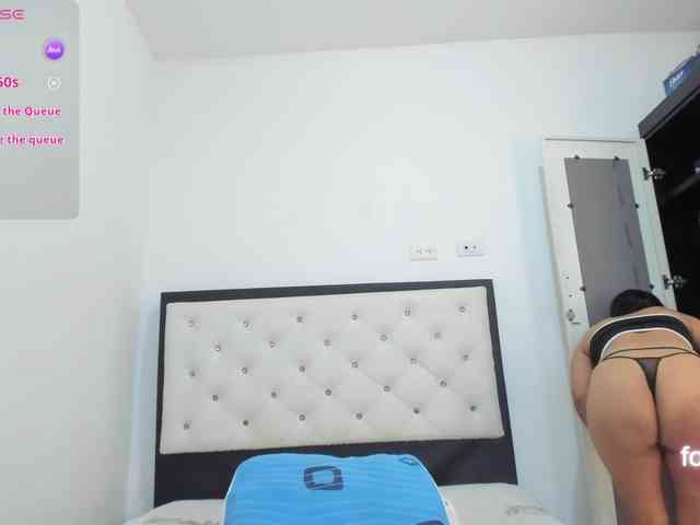 CuteLatinax webcam