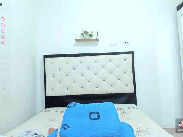 CuteLatinax webcam