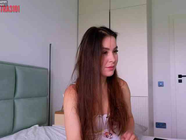 Cleopatra3101 webcam