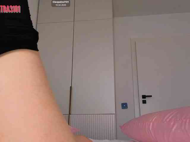 Cleopatra3101 webcam