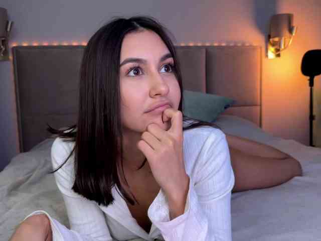 YESSASHA webcam