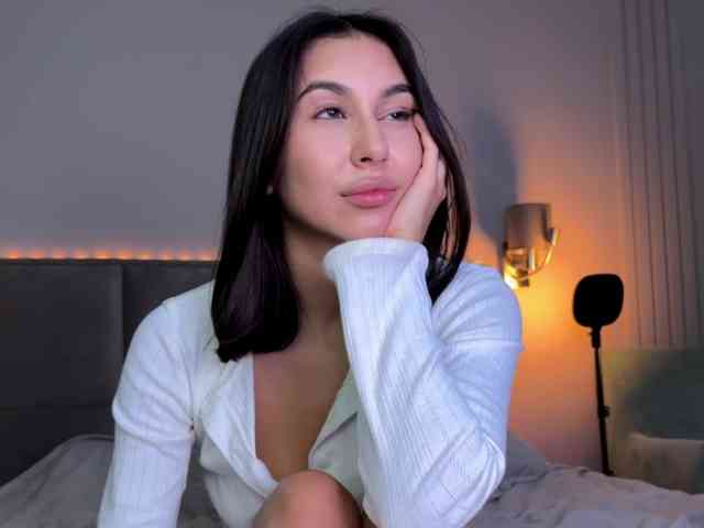 YESSASHA webcam
