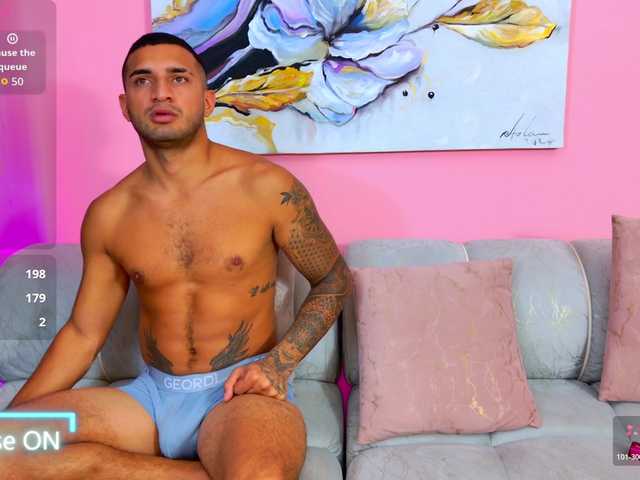 susiandmat1 from BongaCams is Freechat