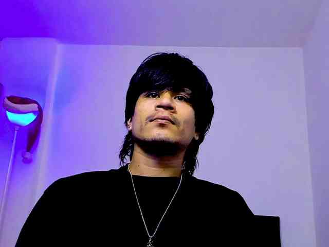 eiden-allenx1 eiden-allenx1