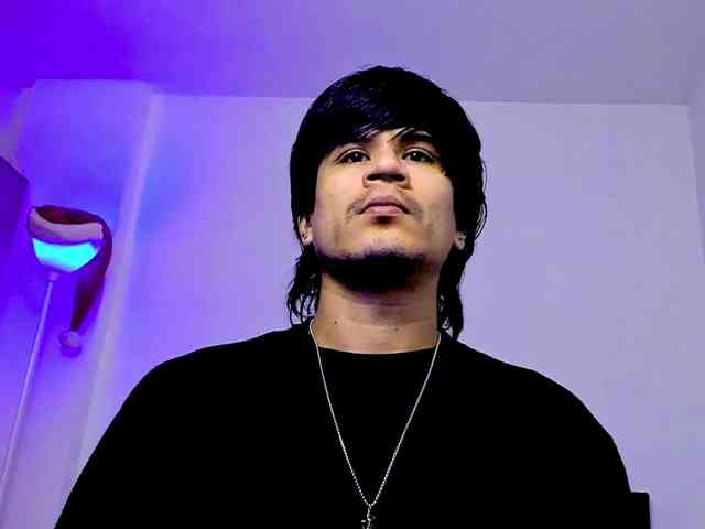 eiden-allenx1 eiden-allenx1