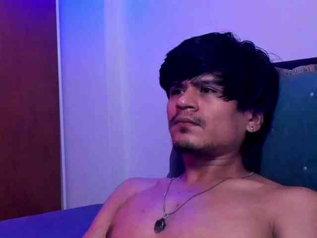 eiden-allenx1 eiden-allenx1