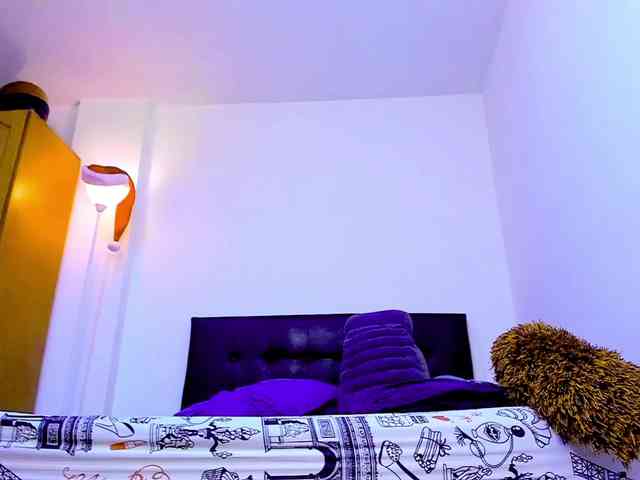 eiden-allenx1 eiden-allenx1