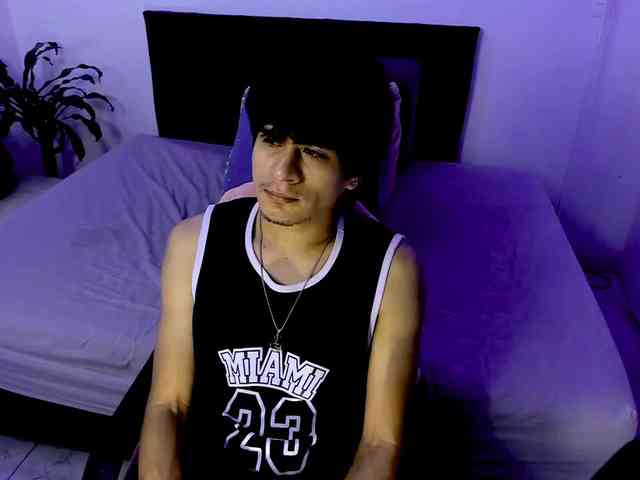 eiden-allenx1 eiden-allenx1