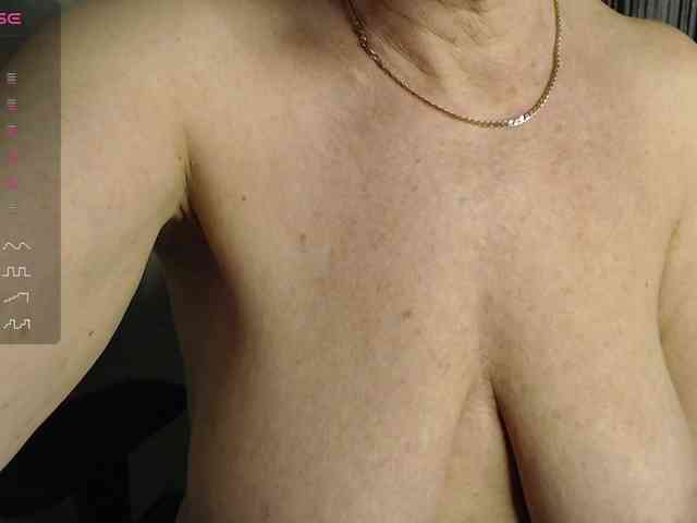 DiAnna-Lubov webcam