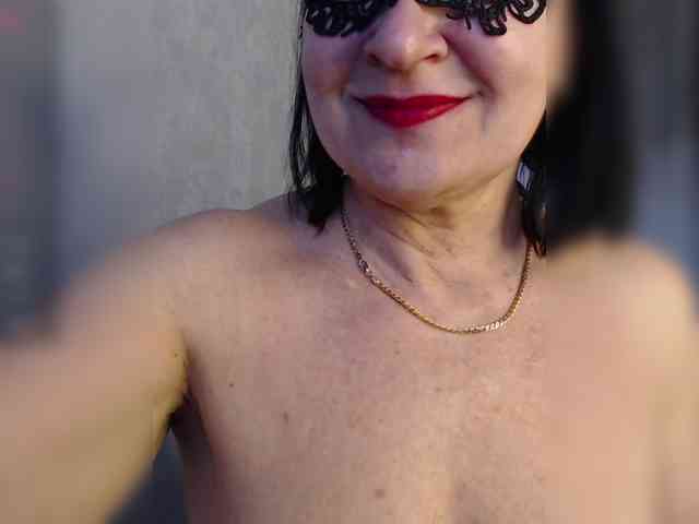 DiAnna-Lubov webcam
