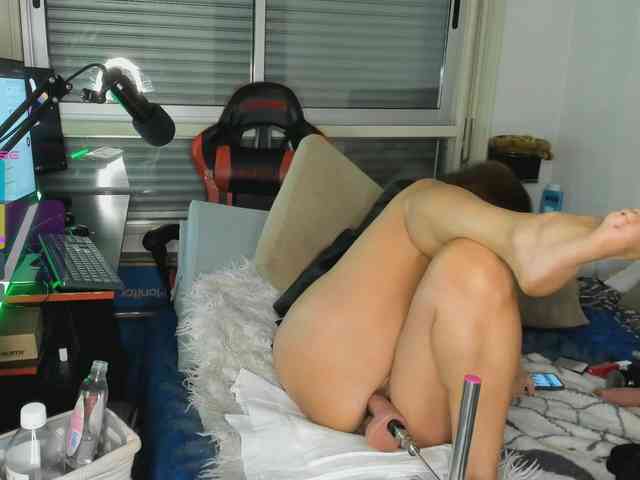 Carolain39 webcam