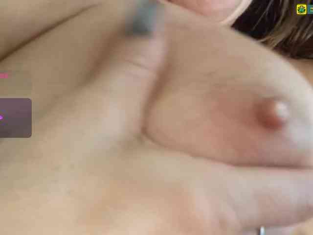 Carolain39 webcam