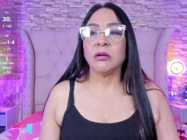 Keyla-Ruiz's BongaCams show and profile