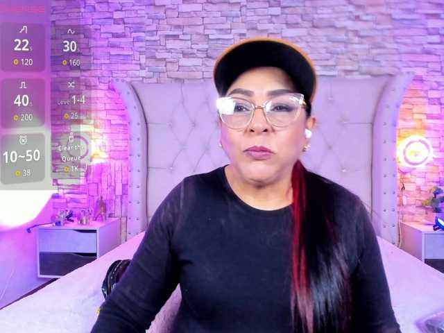 Keyla-Ruiz's BongaCams show and profile