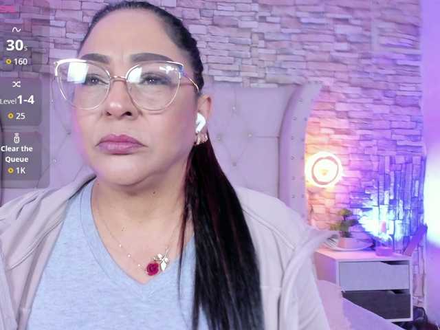 Keyla-Ruiz live cam profile