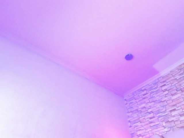 Keyla-Ruiz's BongaCams show and profile