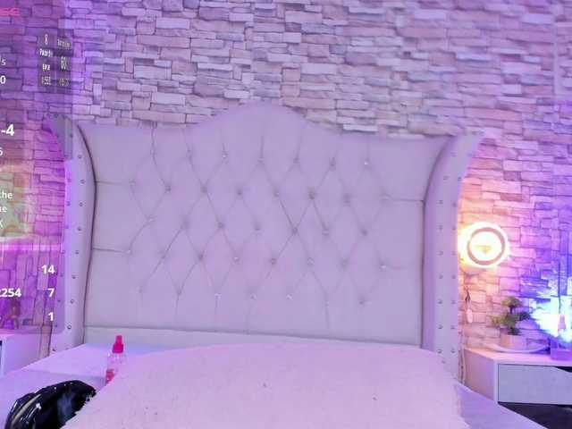 Keyla-Ruiz's BongaCams show and profile