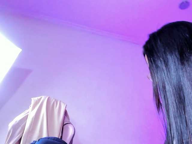 Keyla-Ruiz's BongaCams show and profile