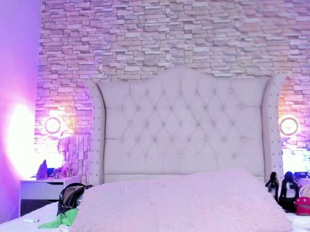 Keyla-Ruiz's BongaCams show and profile